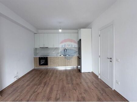 Shitet apartament 2+1+2 ne Bulevardin e Ri