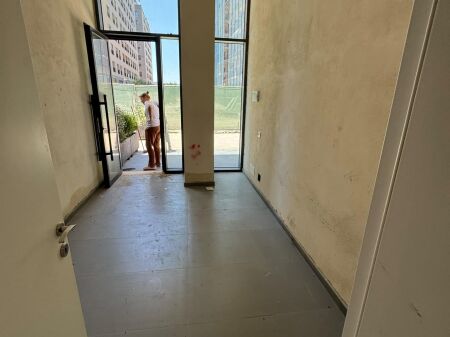 Dyqan për shitje | fusha e avjacionit, Clover residence