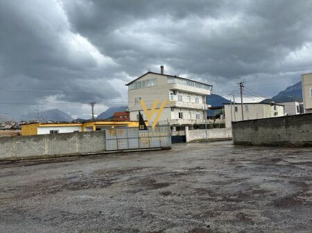 JEPET TOKE 3.500 M2 ME QERA NE ALLIAS 2.500 EURO