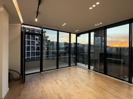 UFFICIO IN AFFITTO 130 M2 VISTA LAGO 2000 EURO FH-72643