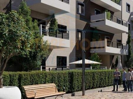 Shitet, Apartament 1+1, Rezidenca Kodra e Liqenit, Paskuqan, Tiranë.