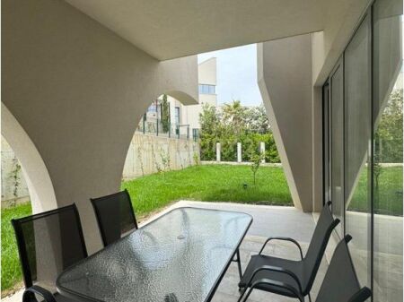 SUPER LUXURY VILLA FOR RENT IN GREEN VALLEY – DRY LAKE 4,500 € /Month