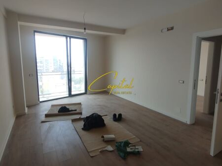 UFFICIO IN AFFITTO 75 M2 GOLDEN TOWER RESIDENCE 65.000 LEKE