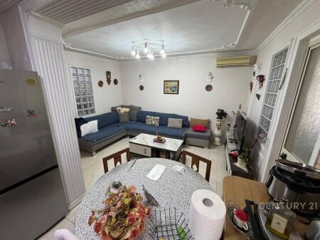 Shitet apartament 2+1 te Shkolla e Baletit!