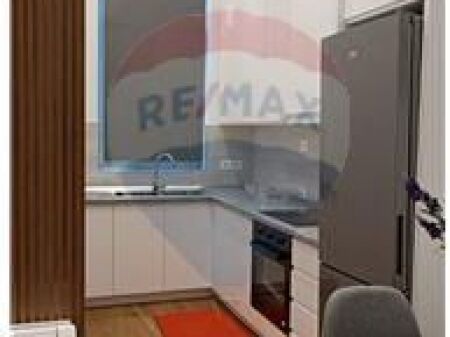 Jepet  me qira apartament 2+1 ne Rruge te Durresit , ngjitur me Bllokun e Ambasadave.
