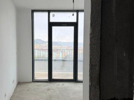 Super cmim Apartament 2+1 + 2 tualete Lake View Residence,Liqeni Artificial
