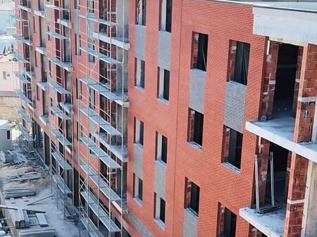 SHITET APARTAMENT 2+1 – LAKE SIDE, PASKUQAN