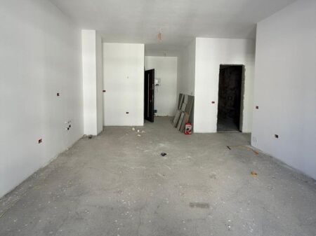  Shitet Apartament 3+1 + 2 Tualete & Depo – Splendor Residence, Porcelan