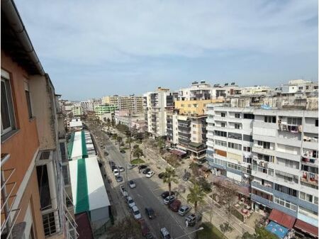 VENDESI 2 APPARTAMENTI SULLA SPIAGGIA, DURRËS – SUPER OPPORTUNITÀ DI INVESTIMENTO