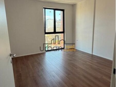Qera, Apartament 1+1, Rruga Bogdaneve, Tiranë - 1000€ | 83 m²