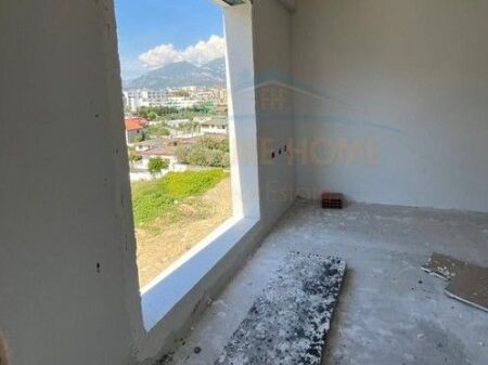 Shitet, Apartament 3+1+2+Depo, Kompleksi KinoBlock, Tiranë