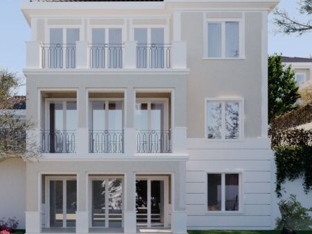  Villa su 3 Piani in Vendita – Collina Verde 
