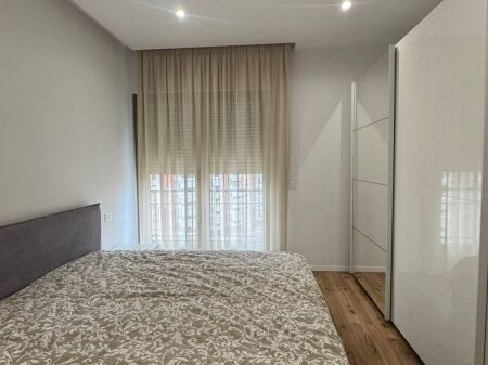 Apartament 2+1+2+garderobe+parkim ne Kompleksin Delijorgji