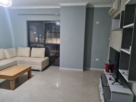 Apartament 2+1 per qera ne Astir !