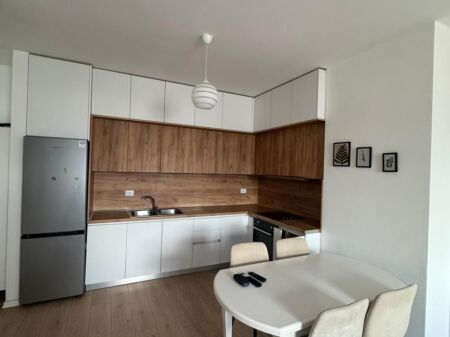 Jepet me qira apartament 2+1+1 tualet