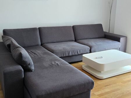 Shitet apartament 2+1 ne Astir