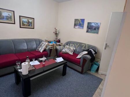 Apartament 2+1 Me Qira Ne Xhamllik 500 € /Muaj Sip. Totale  72m2