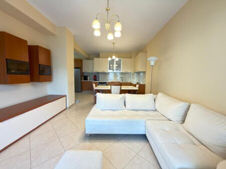 Qera Apartament 2+1+2, Zogu Zi