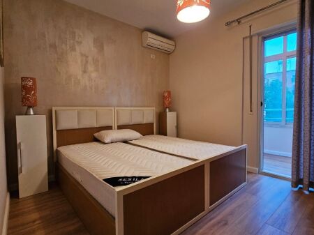 Shitet apartament 1+1 te Mine Peza!
