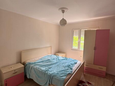  Shitet Apartament 1+1 tek Rruga “Pandeli Cale 22” – Irfan Tomini