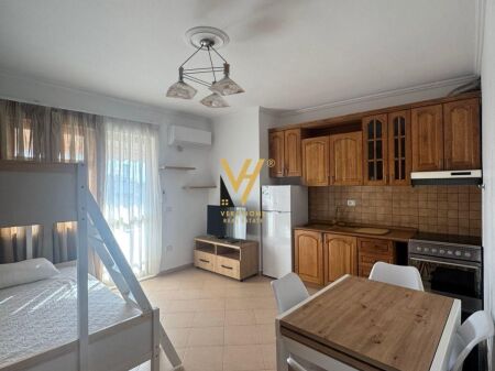 JEPET GARSONIERE 34 M2 ME QIRA NE BRRYL 40.000 LEKE