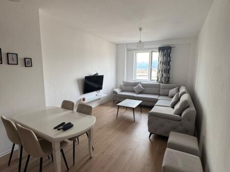 Apartament 2+1 per qera tek Grand Galeria Yzberisht !