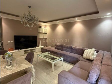 SHESIM APARTAMENT 3+1+2 NE KOMUNEN E PARISIT!!!