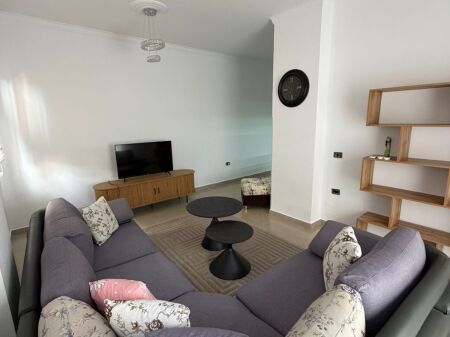  Jepet me qira apartament 2+1 te Kodra e Diellit, pranë Fondacionit Eleonora Kodra 