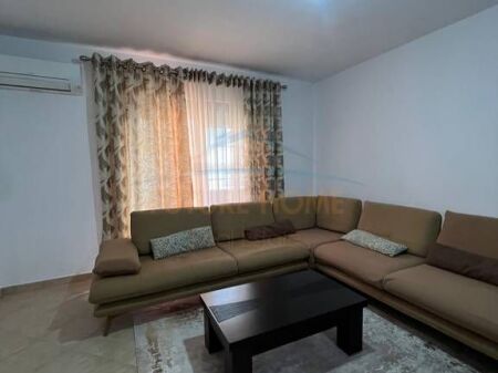 Shitet Apartament 1+1, Unaza e Re