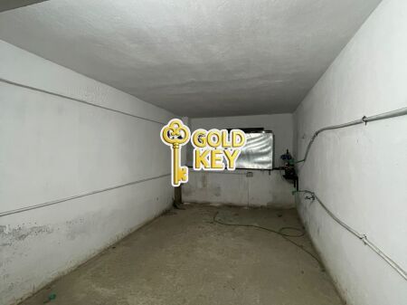  GARAGE FOR SALE – NEAR HOTEL DYRRAH, BEACH