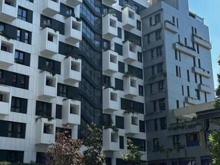  Appartamento 2+1 in vendita a Square 21 da Arlis Ndërtim Via Kavajës