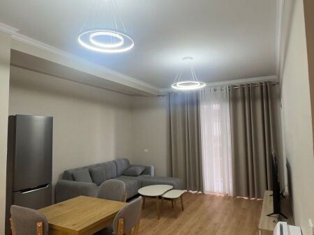 Jepet me qira apartament 2+1