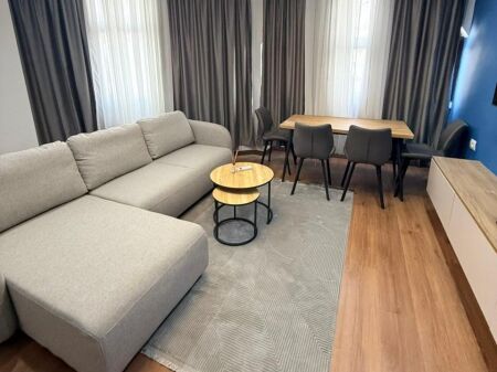  Appartamento 2+1 con Cortile in Affitto – Don Bosko