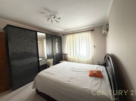 APARTAMENT ME QIRA 2+1 PERBALL SHKOLLES QEMAL STAFA