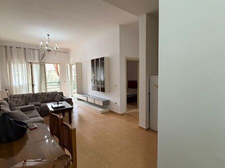 Apartment 1+1 for rent at Dy Palmat, Astir.