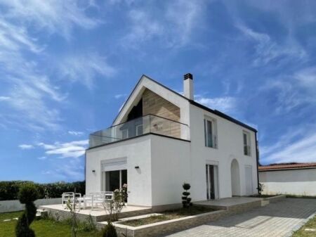 JEPET ME QIRA VILE MODERNE NE MULLET ! 1,600 € /Muaj