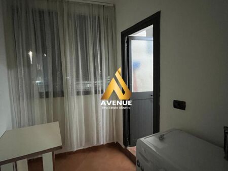 APARTAMENT ME QIRA – Bulevardi Zogu I