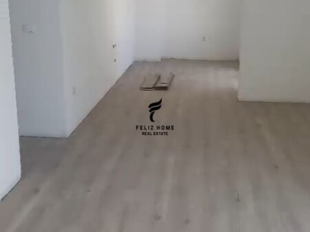 UFFICIO IN AFFITTO 117 M2 LAPRAKA 60.000 LEKE FH-73348
