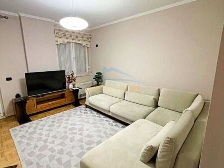 Affitto, Appartamento 2+1, Piazza Willson, Tirana