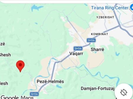 Shitet Toka 5000 m2 ne Peze Helmes