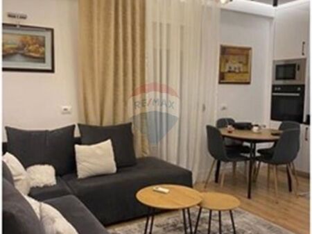 Shitet Apartament 1+1 te Kopështi Zoologjik