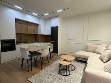 Apartament 1+1 per qira te Bulevardi i Ri