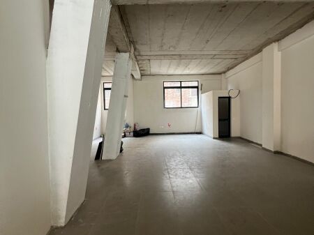 UFFICIO IN AFFITTO 160M2 NUOVO MERCATO