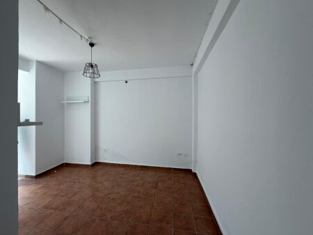 Studio apartment for sale