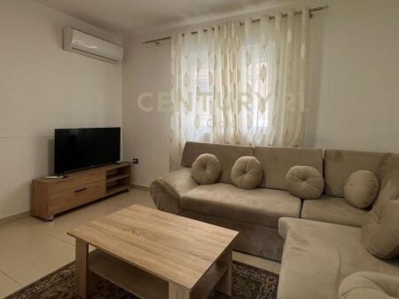 Apartament 1+1 me qira, Rruga Fortuzi