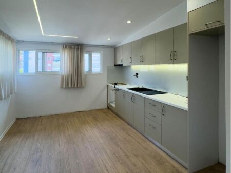 SHITET APARTAMENT 2+1 FRESKU 14.300.000 LEKE FH-73538