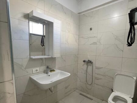 GARSIONERE 28000 LEKE.PALLATIT TE SPORTIT ASLLAN RUSI