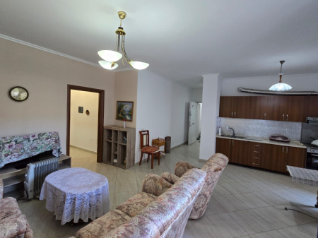  Apartament 2+1+2 për Shitje – Pazari i Ri