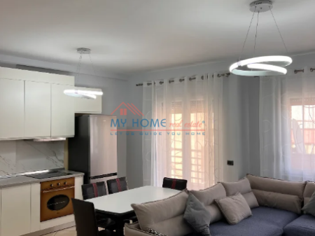 Apartament 2+1 me qira Qender Tirane