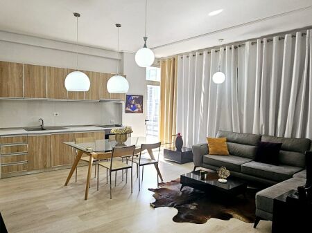  Shitet Apartament 1+1 në Laprakë